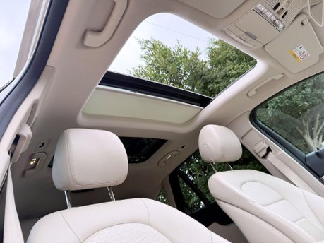 Mercedes-Benz GLC 2.1 GLC220d Sport (Premium) G-Tronic+ 4MATIC Euro 6 (s/s) 5dr 3