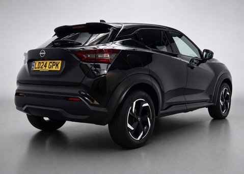 Nissan Juke 1.0 Juke N-Connecta DiG-T Semi-Auto 5dr 12