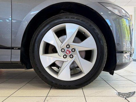 Jaguar I-Pace 400 90kWh SE Auto 4WD 5dr 76