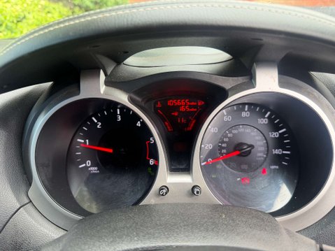 Nissan Juke 1.5 dCi 8v Tekna SUV 5dr Diesel Manual Euro 5 (s/s) (110 ps) 18