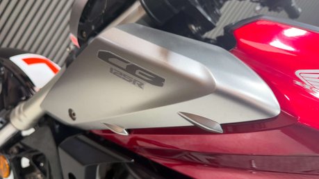 Honda CB 2018 21K MOT MAY 2027 15BHP SPORT LEARNER BIKE 125CC 21