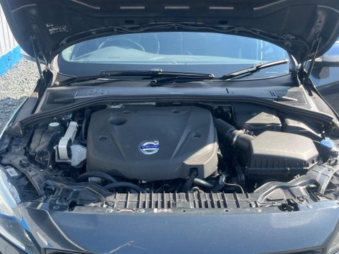 Volvo V60 2.0 D4 R-Design Nav Euro 6 (s/s) 5dr 41
