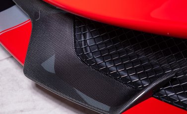 Ferrari 488 Pista 30