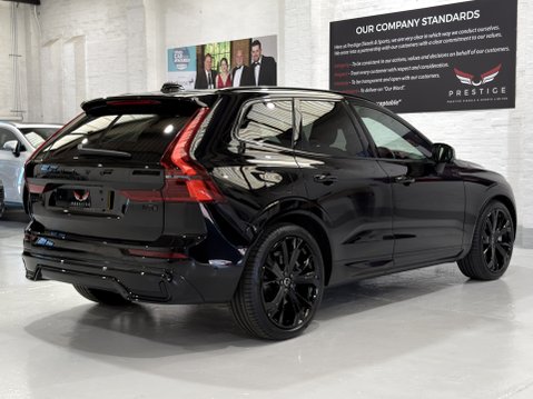 Volvo XC60 B5 ULTRA BLACK EDITION AWD 15