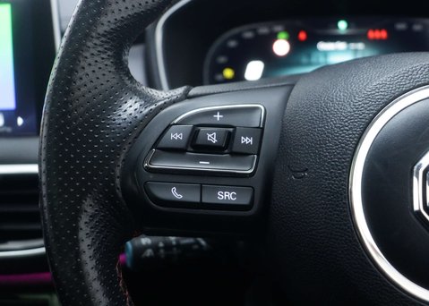 MG HS 1.5 T-GDI 16.6kWh Exclusive SUV 5dr Petrol Plug-in Hybrid Auto Euro 6 (s/s) 34