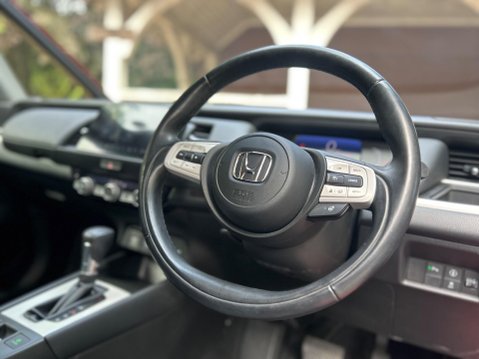 Honda Jazz I-MMD EX 23