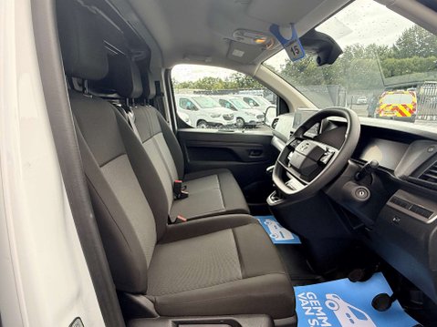 Vauxhall Vivaro 1.5 Vivaro F2900 Prime S/S 5dr 12