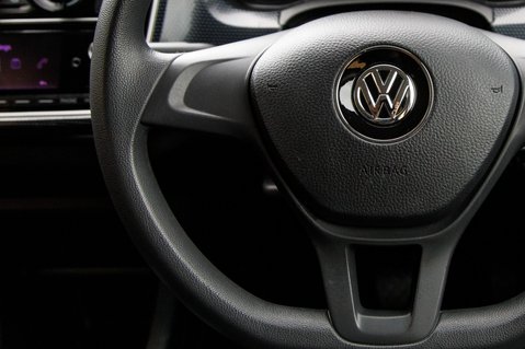 Volkswagen Up MOVE UP BLUEMOTION TECHNOLOGY 18