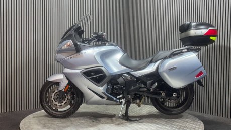 Triumph Trophy 1200 SE 2014 32K FULL LUGGAGE LONG MOT WARRANTY 1200CC 4