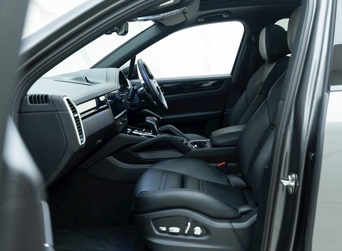 Porsche Cayenne E-Hybrid 14