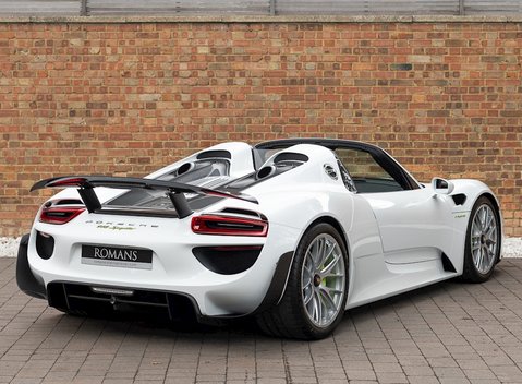 Porsche 918 Spyder 7