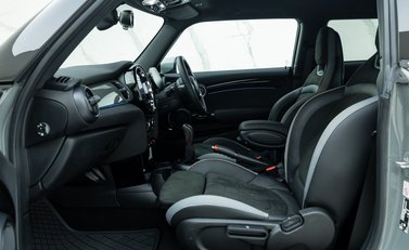 Mini Hatch John Cooper Works 14