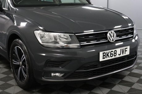 Volkswagen Tiguan SE NAV TSI 25