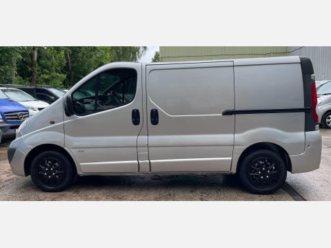 Vauxhall Vivaro 2.0 CDTi Sportive Panel Van 4dr Diesel Manual FWD L1 (215 g/km, 113 bhp) 15