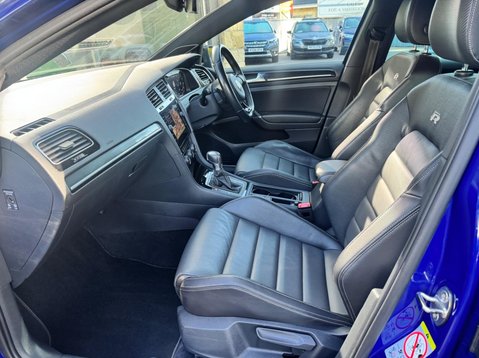 Volkswagen Golf R TSI 4MOTION DSG 31