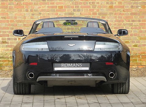 Aston Martin V8 Vantage N400 Roadster 7