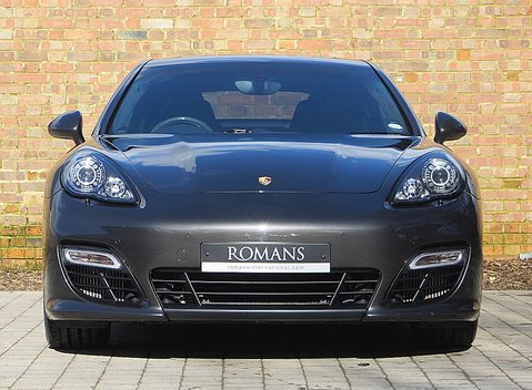 Porsche Panamera Turbo S 12