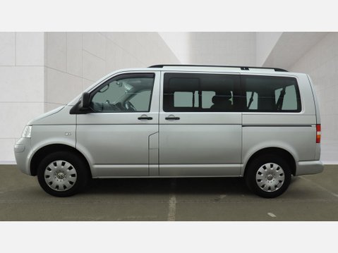 Volkswagen Transporter T30 SWB SHUTTLE SE TDI 7