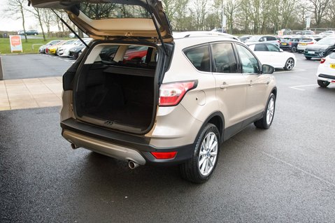 Ford Kuga TITANIUM EDITION 33