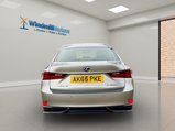 Lexus Is 2.5 300h Executive Edition E-CVT Euro 6 (s/s) 4dr 9