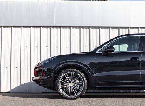 Porsche Cayenne S 29