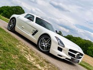 Mercedes-Benz SLS Coupe 19