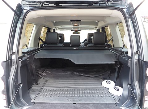 Land Rover Discovery SDV6 HSE Luxury 16