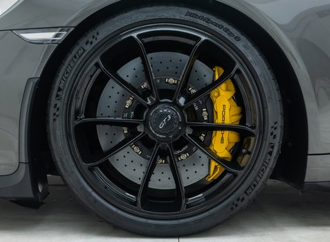 Porsche 911 GT3 (991) 26