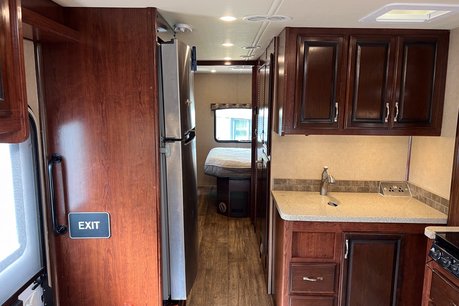 Ford E450 FLEETWOOD. NOW SOLD. SIMILAR REQUIRED. PLEASE CALL 01903 254800. 57