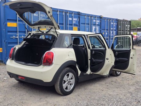 Mini Hatch 1.5 Cooper GPF Hatchback 5dr Petrol Steptronic Euro 6 (s/s) (136 ps) 13