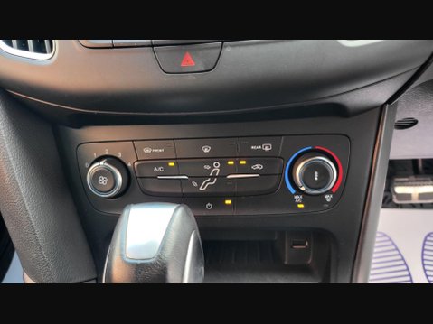 Ford Focus ST-LINE 18