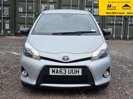 Toyota Yaris 1.5 VVT-h T Spirit Hatchback 5dr Petrol Hybrid CVT Euro 5 (101 ps) 2