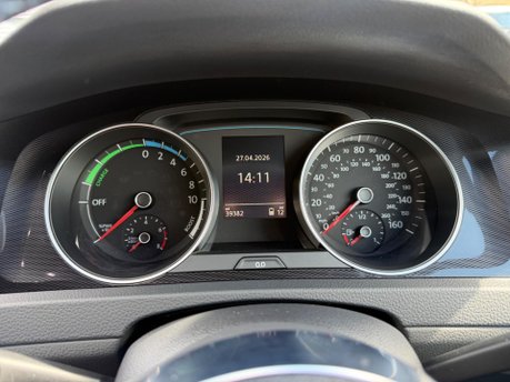 Volkswagen Golf GTE NAV DSG 34