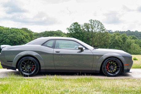 Dodge Challenger SRT Widebody HellCat 717BHP