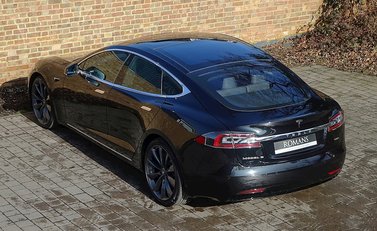 Tesla Model S S 90d 11