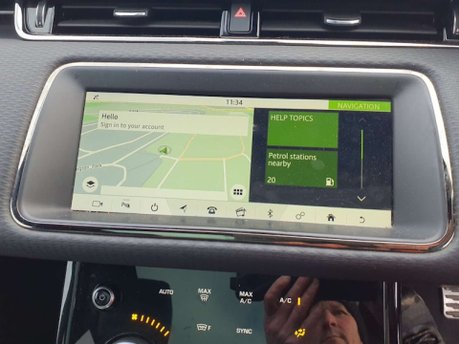 Land Rover Range Rover Evoque 2.0 Range Rover Evoque R-Dynamic S D 4x2 5dr 18