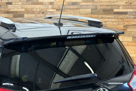 Toyota Rav4 2.2 D-4D Invincible SUV 5dr Diesel Manual 4WD Euro 5 (150 ps) 75