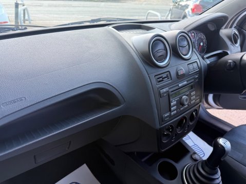 Ford Fiesta 1.25 Zetec Climate 5dr 13