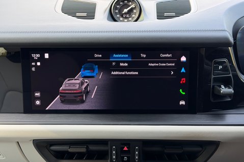 Porsche Cayenne V6 E-HYBRID BLACK EDITION -MATRIX LEDS -360 CAMS -WHITE LEATHER INTERIOR 52
