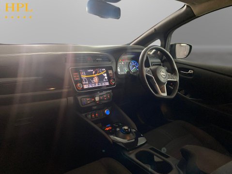 Nissan LEAF 39kWh N-Connecta Hatchback 5dr Electric Auto (150 ps) Cruise Control - DAB 14