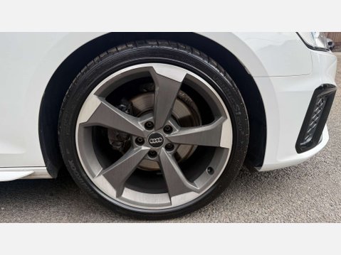 Audi A4 2.0 A4 Black Edition 35 TDI Semi-Auto 5dr 41