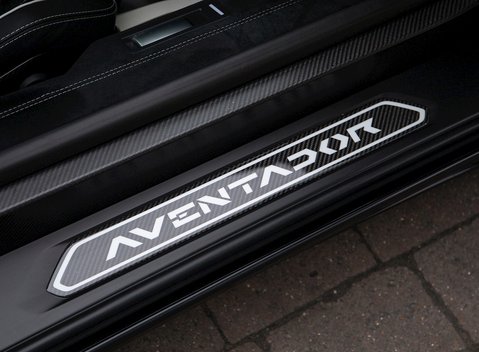 Lamborghini Aventador SV LP 750-4 Coupe 20