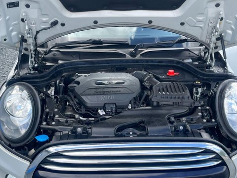 Mini Hatch 1.5 Cooper D Euro 6 (s/s) 5dr 40