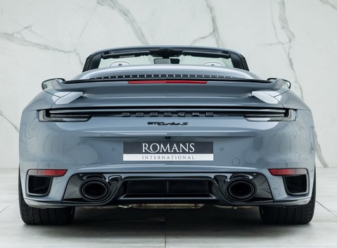Porsche 911 Turbo S Cabriolet (992) 6