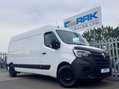 Renault Master 2.3 dCi 35 Business+ Panel Van 4dr Diesel Manual FWD LWB Medium Roof Euro 6 1