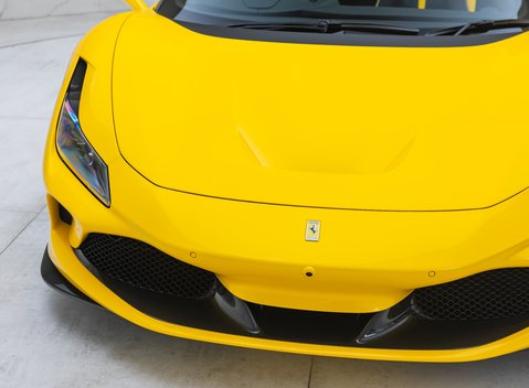 Ferrari F8 SPIDER 40