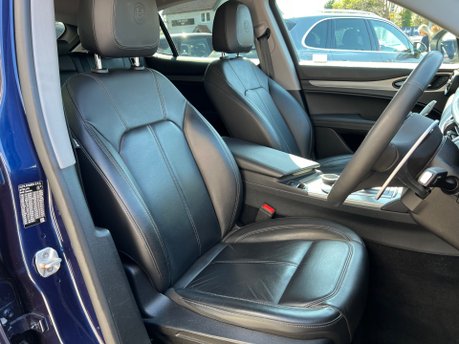 Alfa Romeo Stelvio 2.0T Speciale SUV 5dr Petrol Auto Q4 AWD Euro 6 (s/s) (280 ps) 22