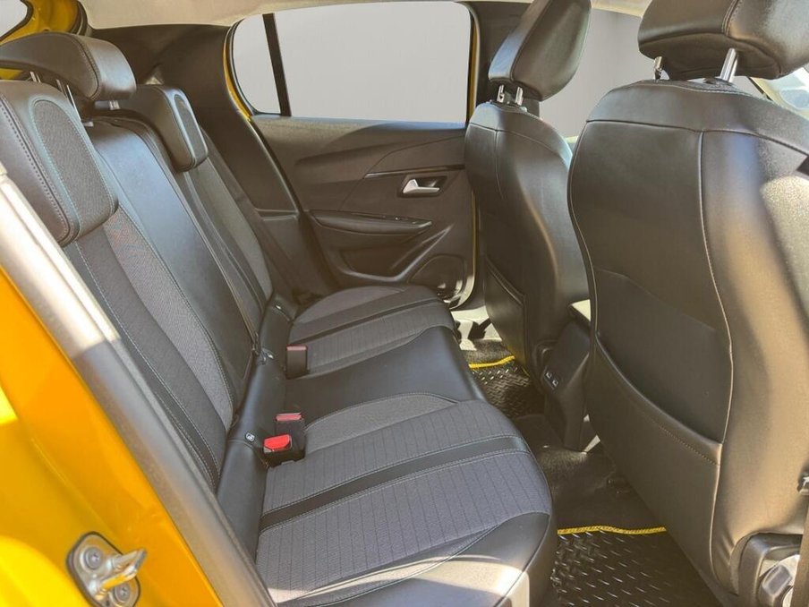 2020 Peugeot 208 — image 35