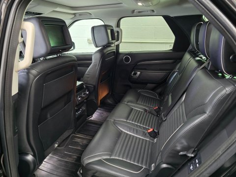 Land Rover Discovery 3.0 TD V6 HSE Luxury Auto 4WD Euro 6 (s/s) 5dr 56