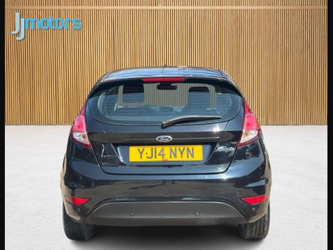 Ford Fiesta 1.5 TDCi Zetec Hatchback 5dr Diesel Manual Euro 5 (75 ps) 6